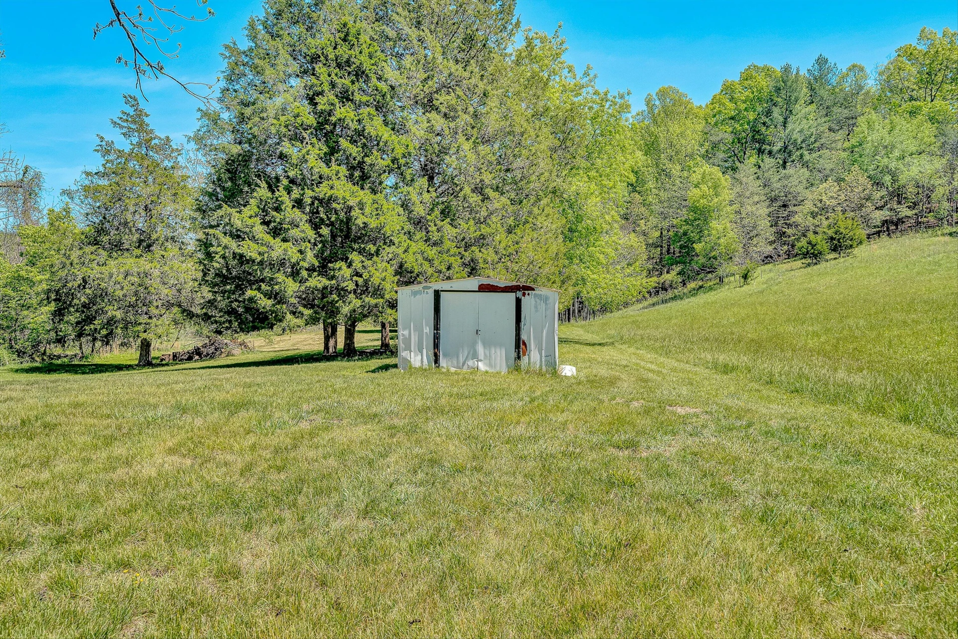 4758 Bandy RD - Photo 43