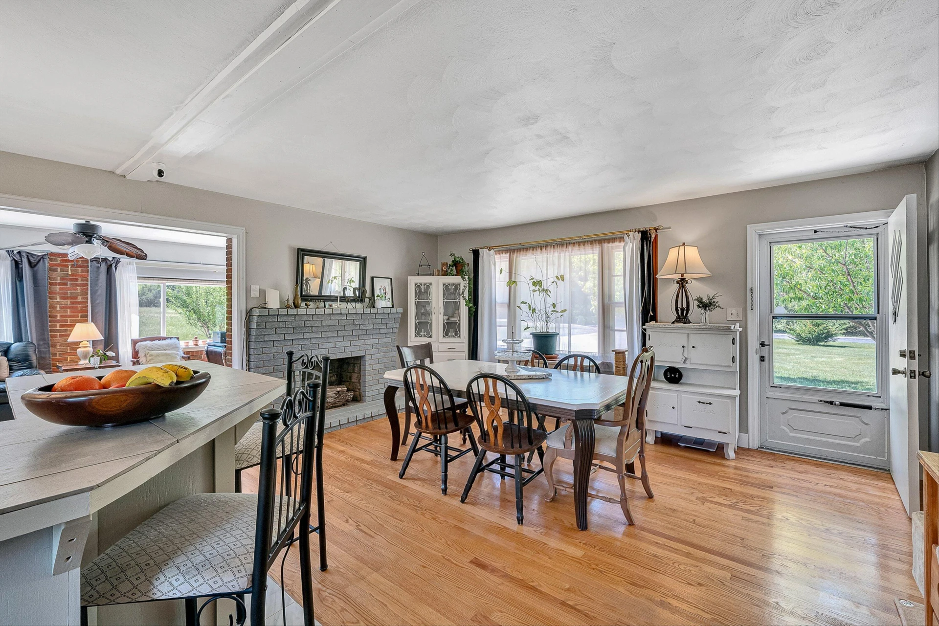4758 Bandy RD - Photo 5