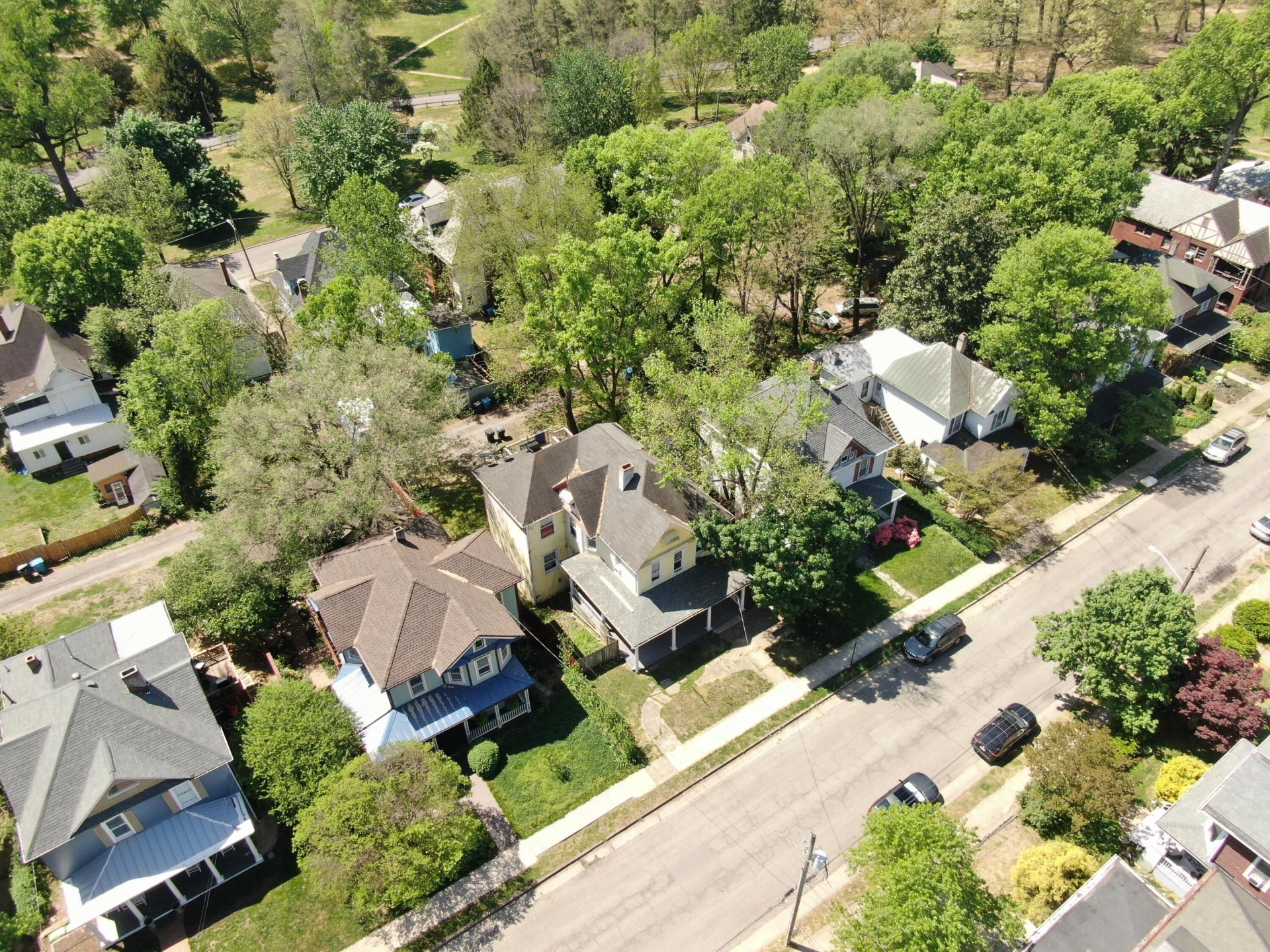 518 Highland AVE SW - Photo 3