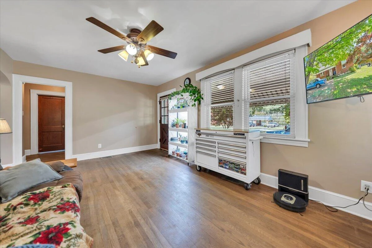 703 vine ST - Photo 14
