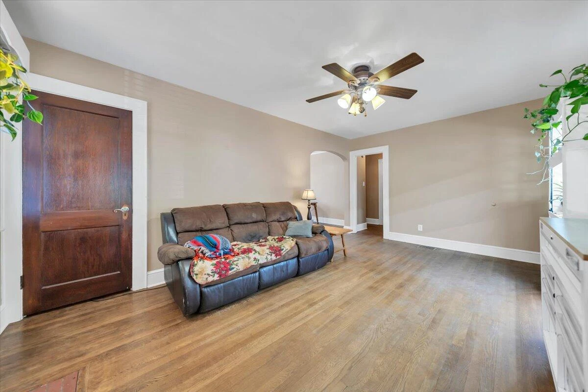 703 vine ST - Photo 15