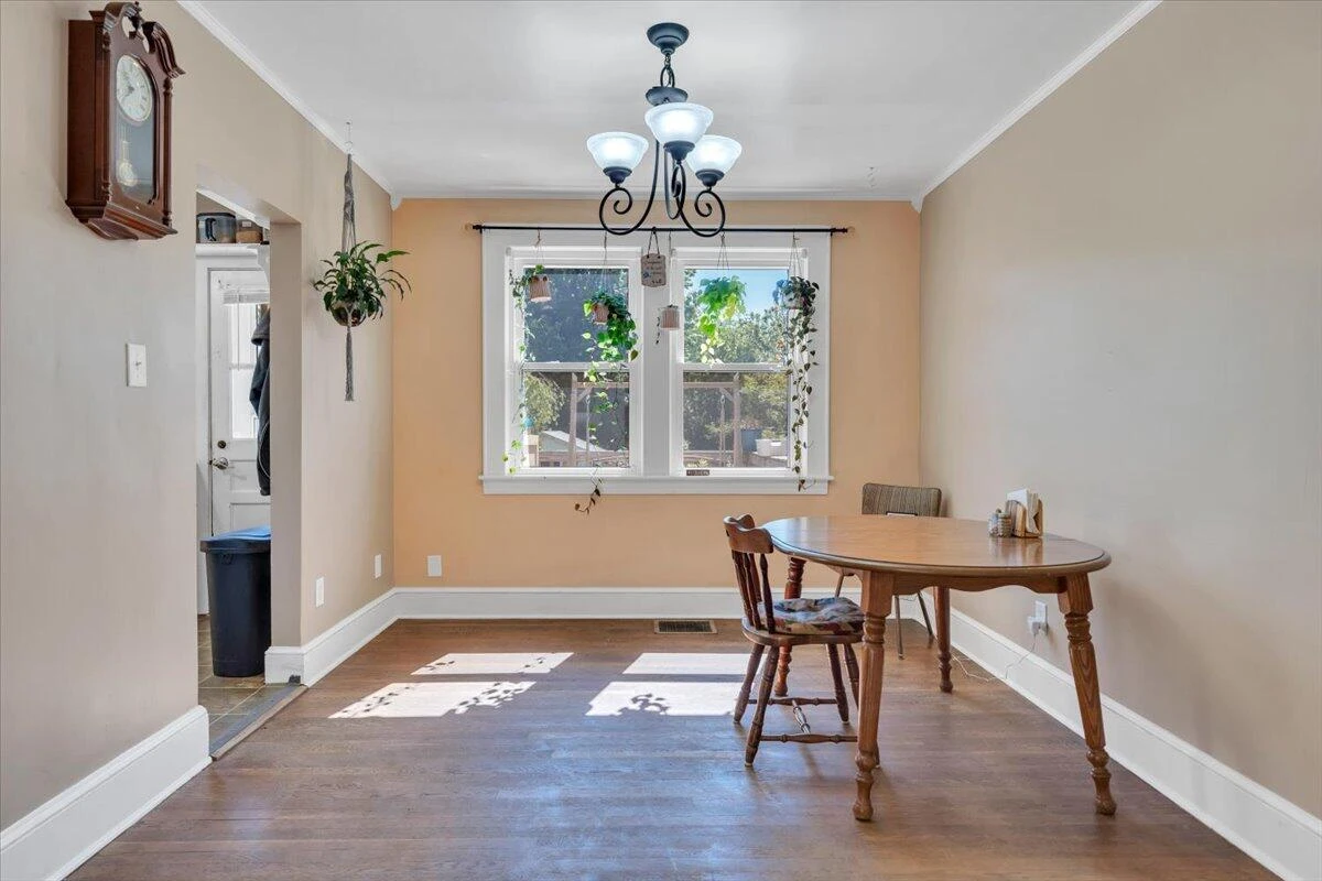 703 vine ST - Photo 16