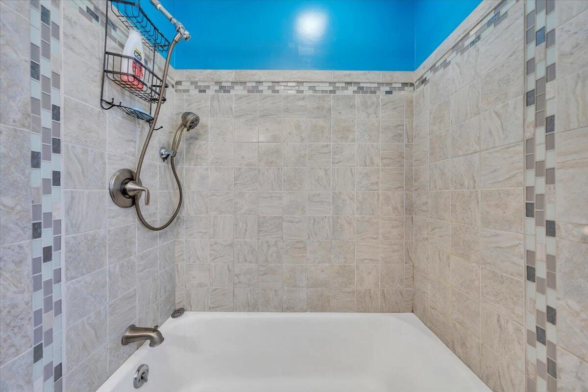 703 vine ST - Photo 27
