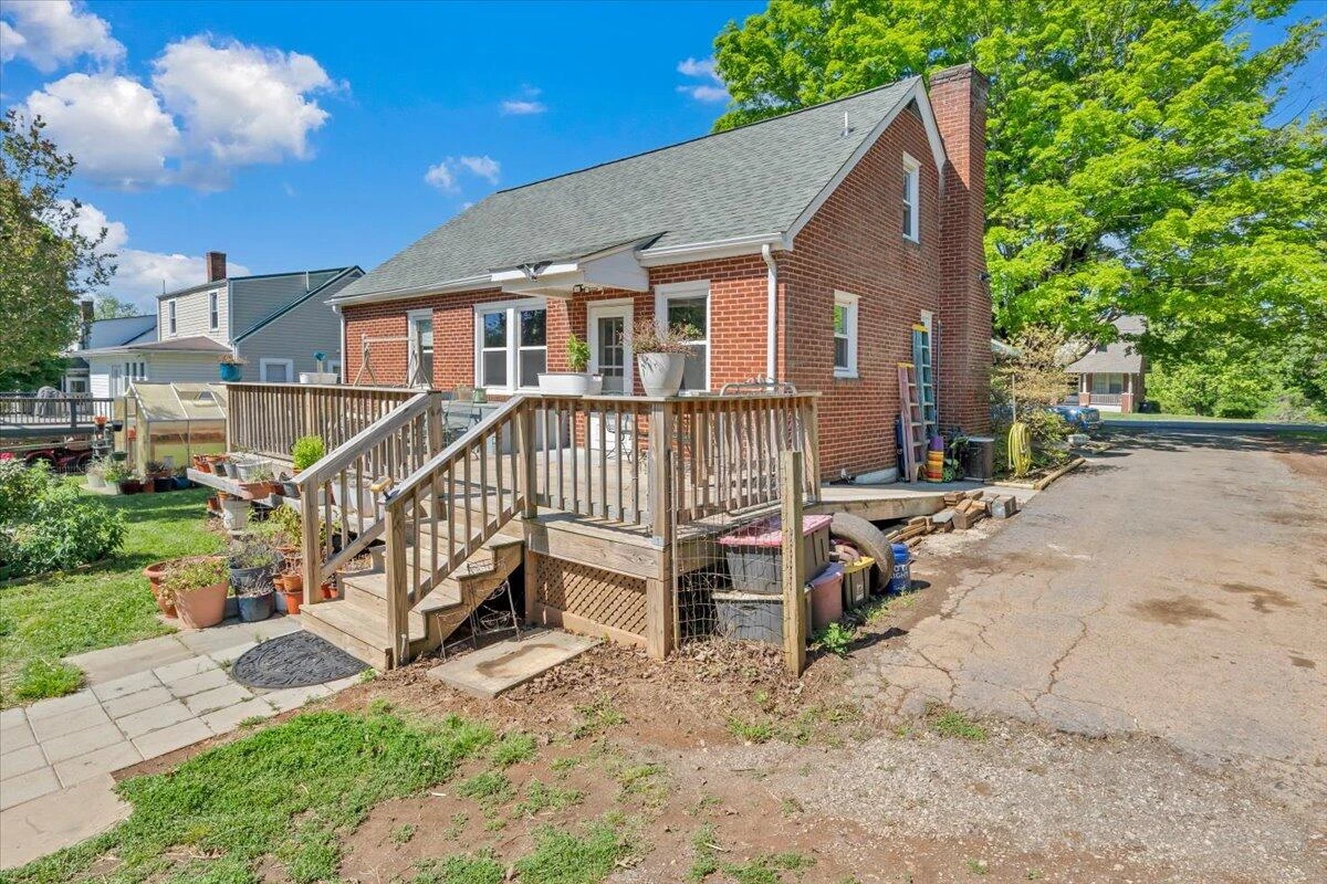703 vine ST - Photo 8