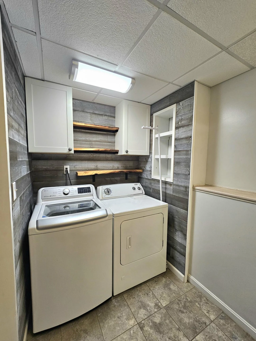 74 Clarion DR - Photo 33