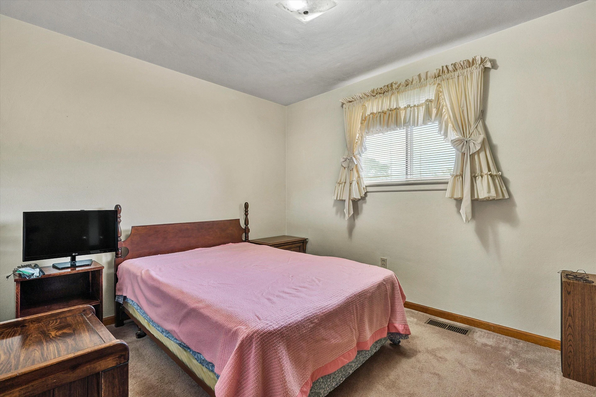 1151 Wheatland RD - Photo 18