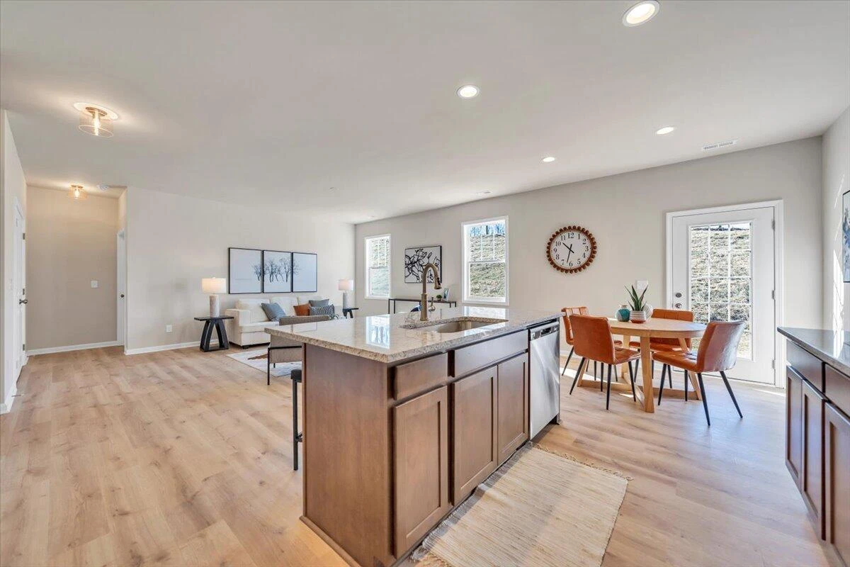 7379 King's Pointe DR - Photo 15