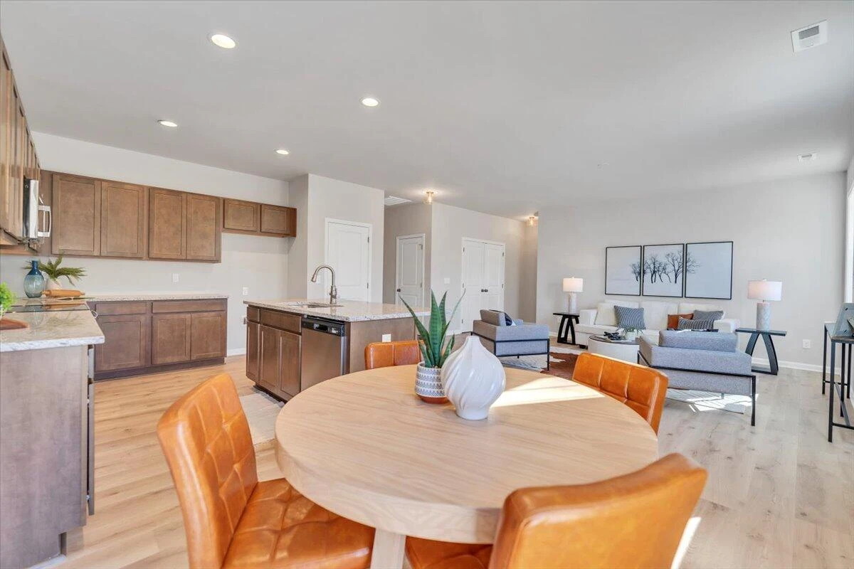 7379 King's Pointe DR - Photo 18
