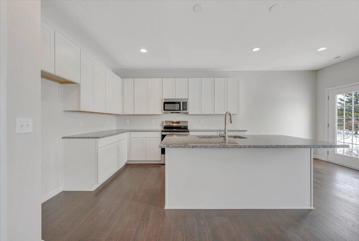 7380 King's Pointe DR - Photo 11