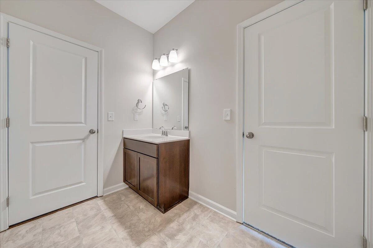 7380 King's Pointe DR - Photo 24