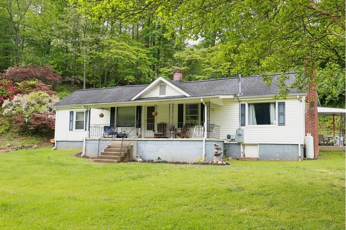 6292 Back Creek RD - Photo 2