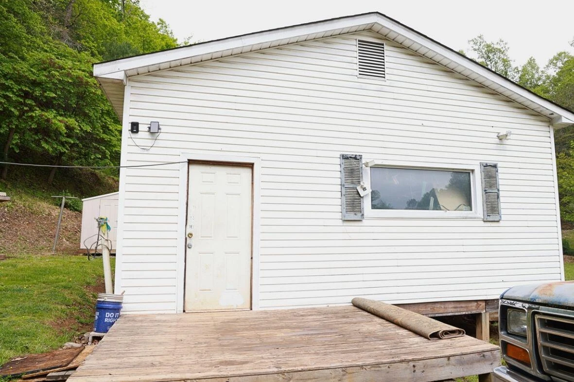 6292 Back Creek RD - Photo 33