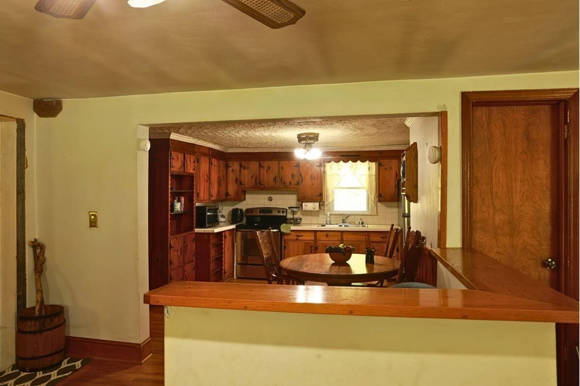 6292 Back Creek RD - Photo 7
