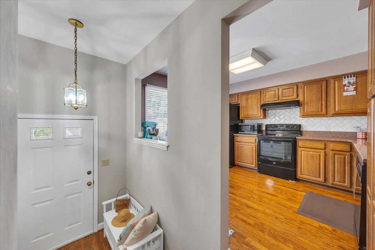 4732 Wembley PL SW - Photo 4