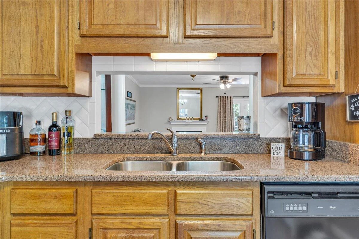 4732 Wembley PL SW - Photo 8
