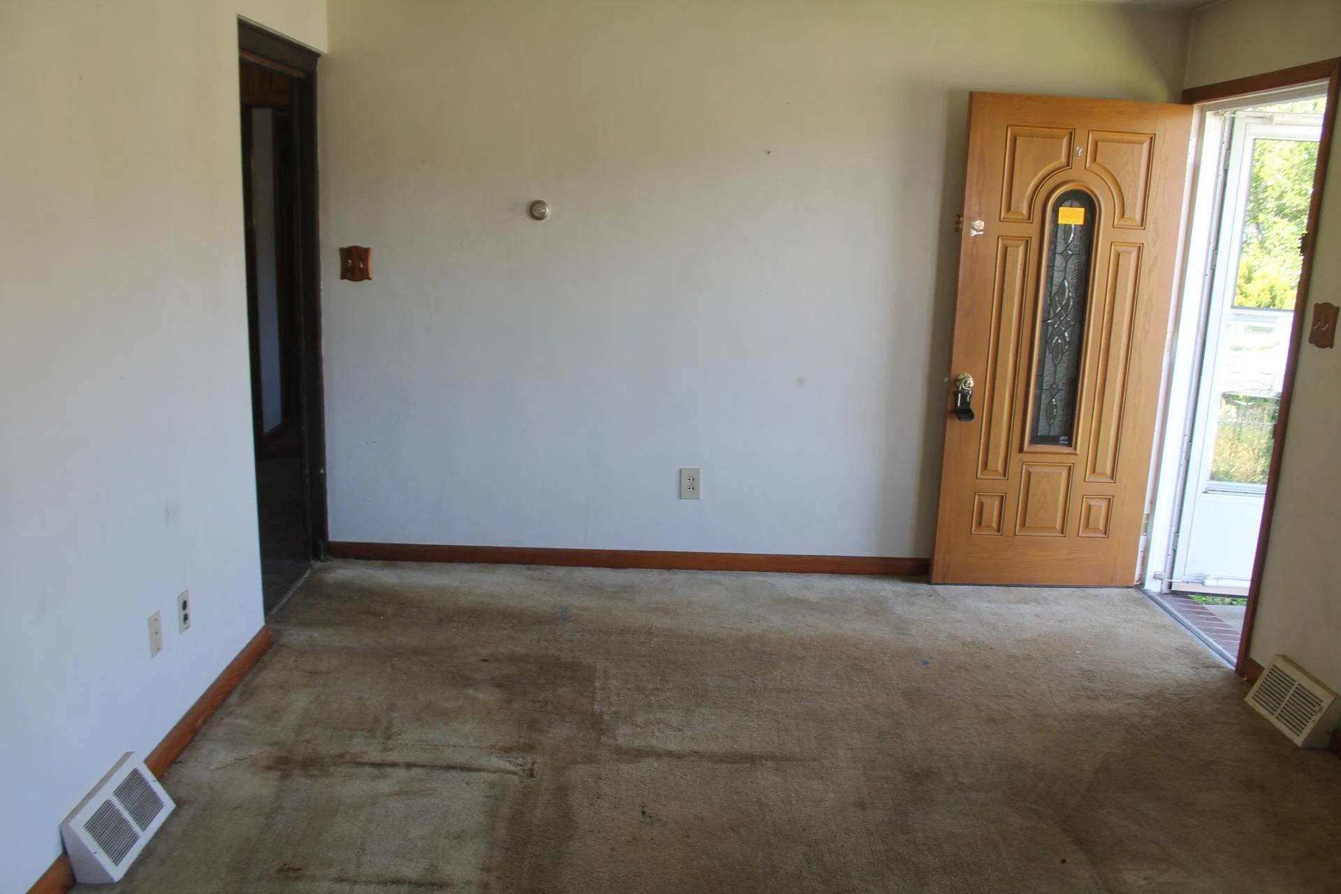 1305 Donovan ST - Photo 7