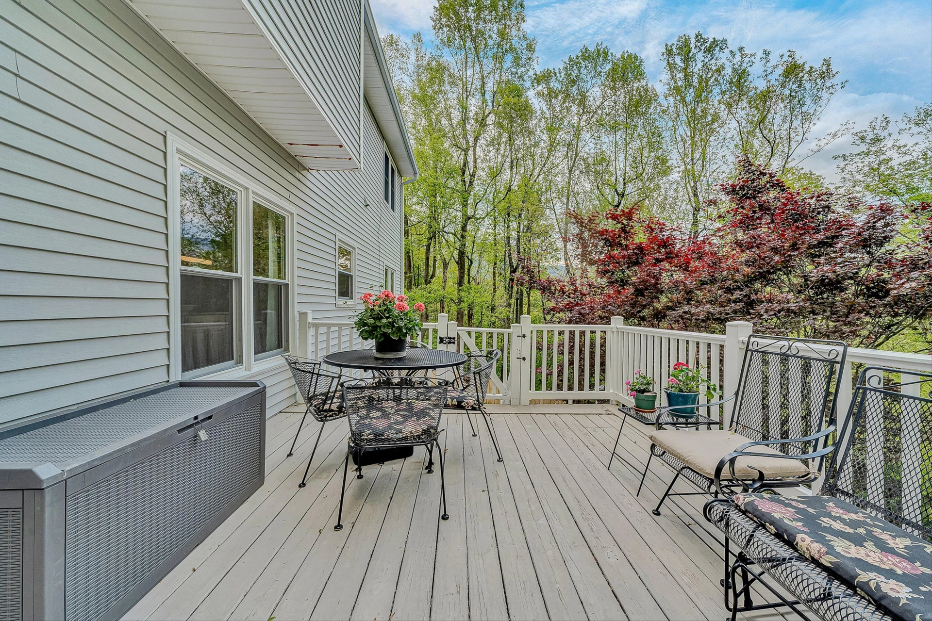 6640 Parkway DR - Photo 16