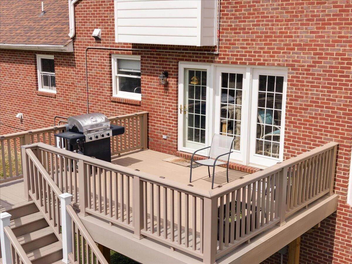 716 Debra LN - Photo 37