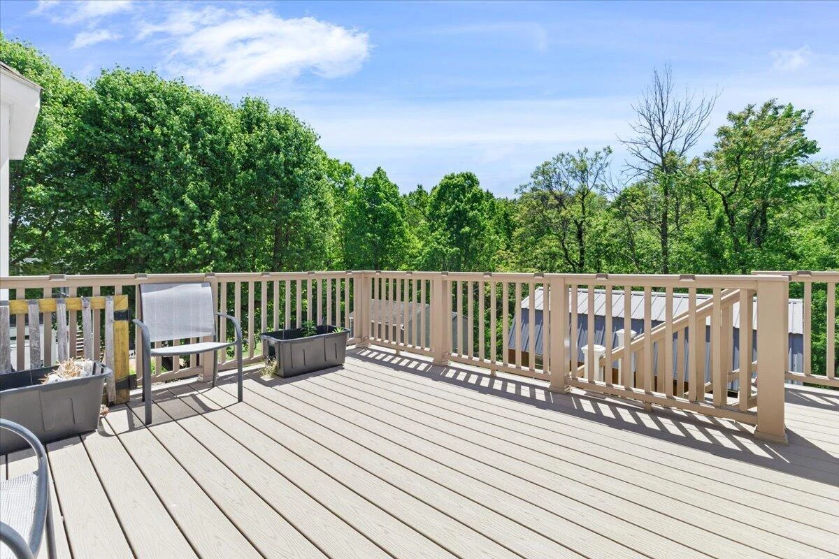 716 Debra LN - Photo 38