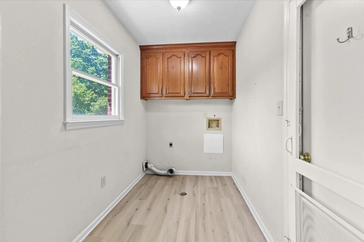 716 Debra LN - Photo 42
