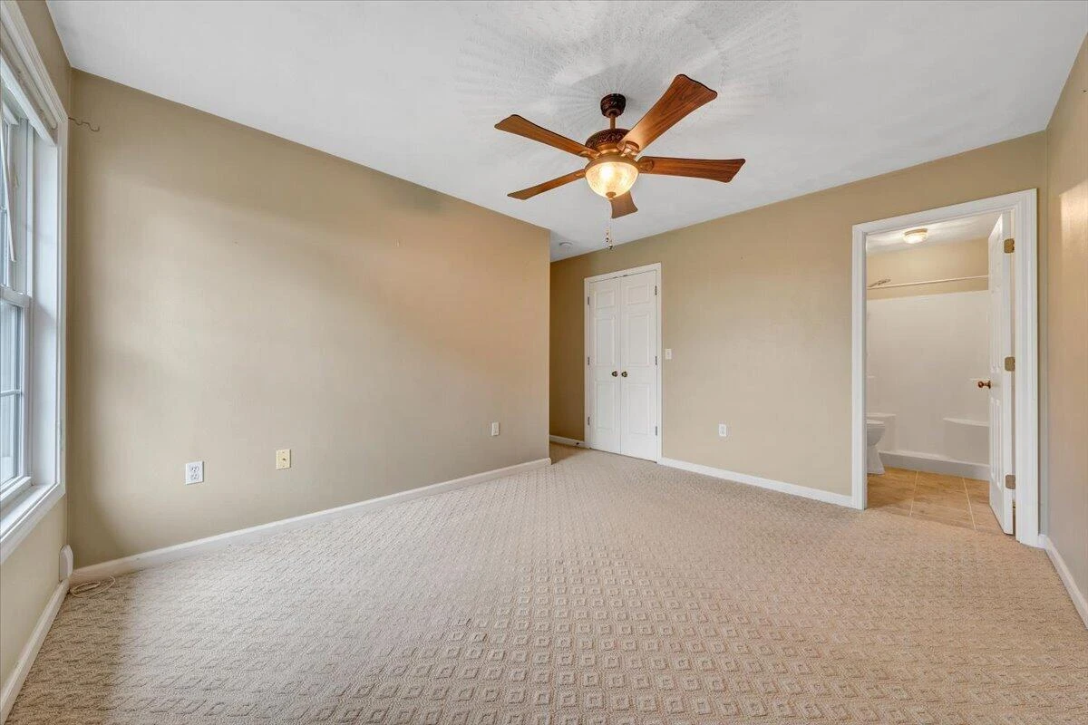 322 Cypress ST - Photo 19