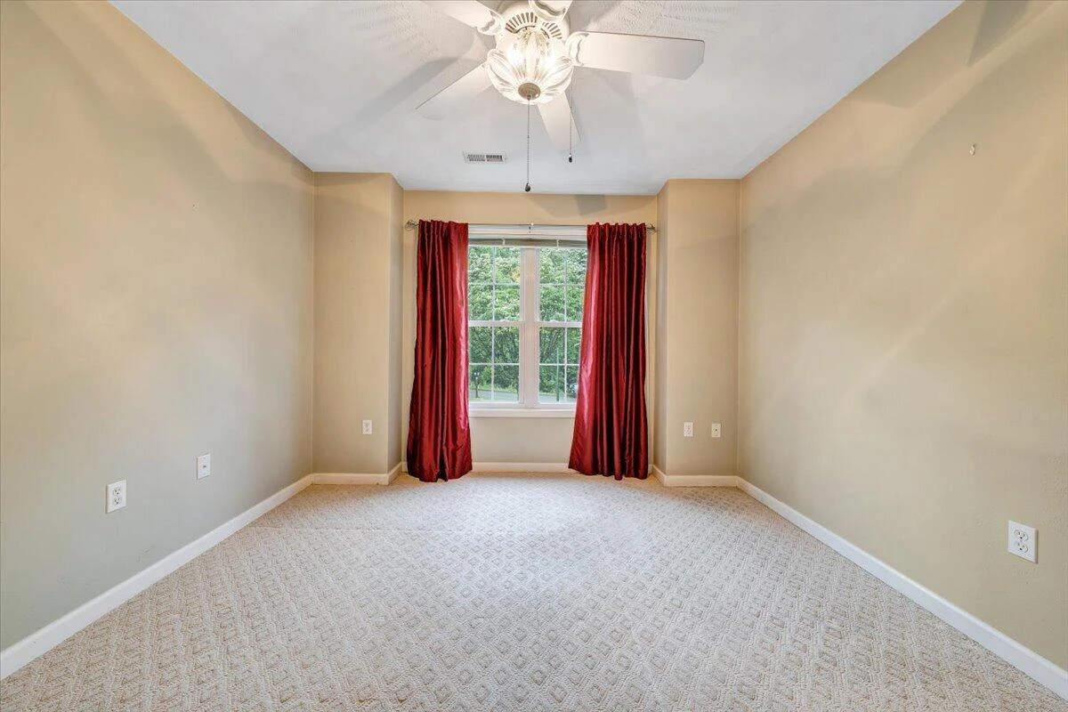322 Cypress ST - Photo 23