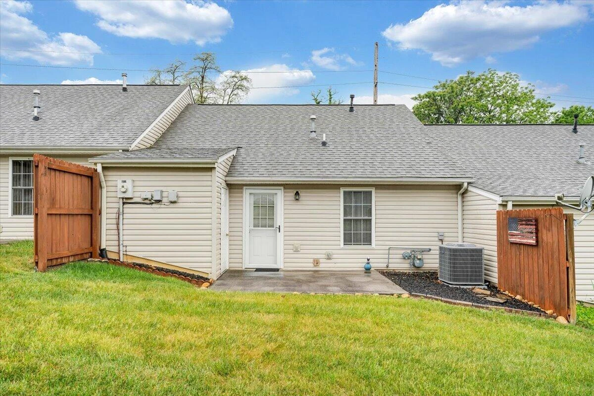 322 Cypress ST - Photo 29