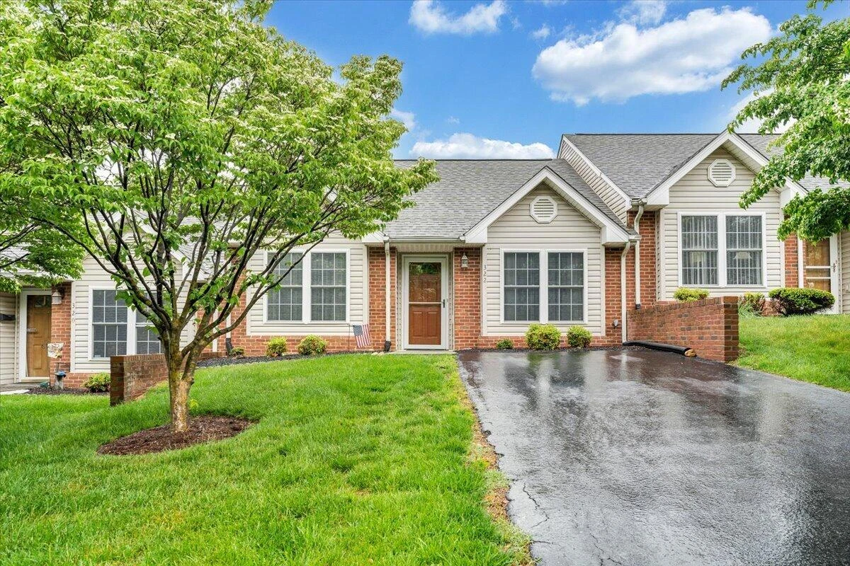 322 Cypress ST - Photo 35