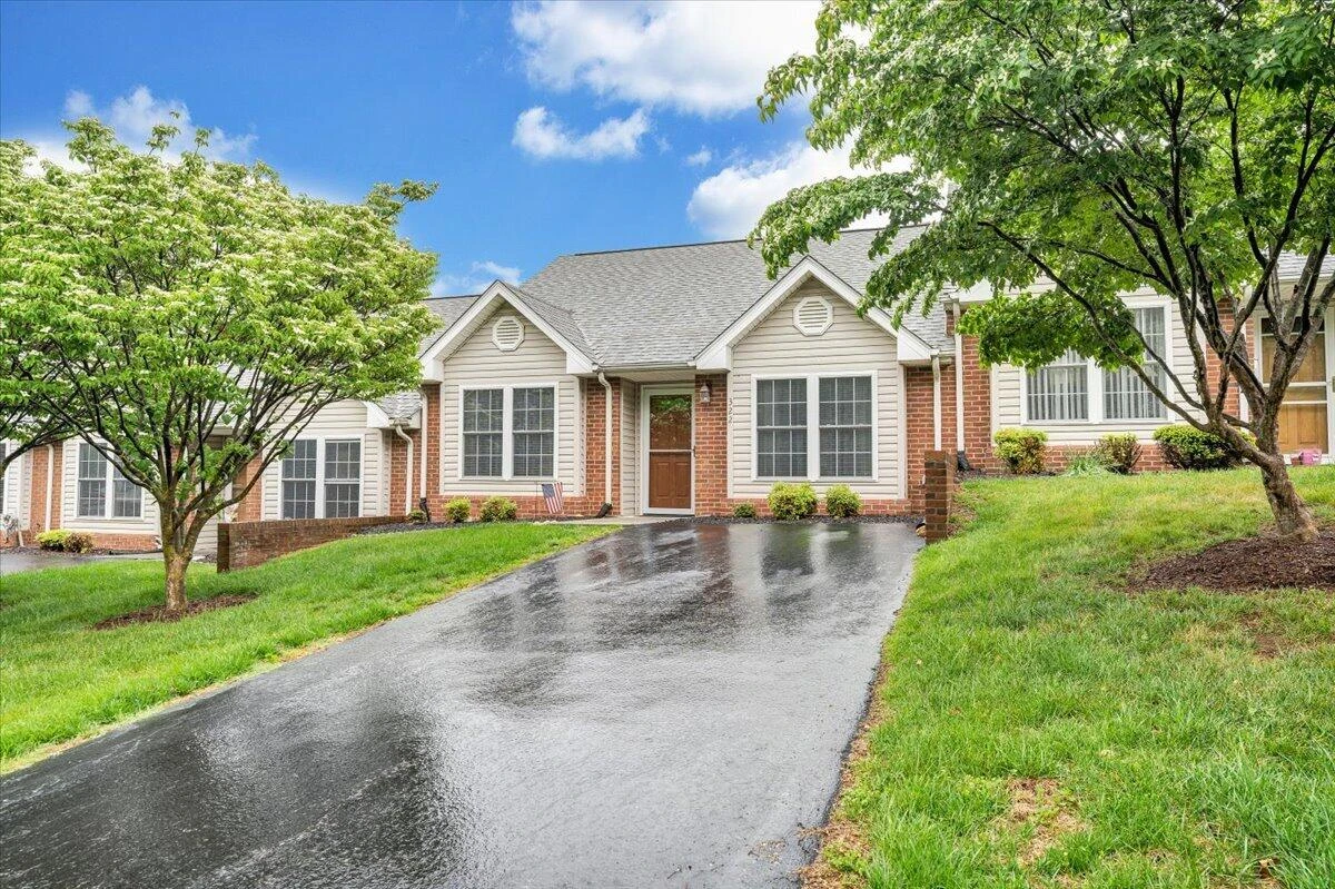 322 Cypress ST - Photo 38