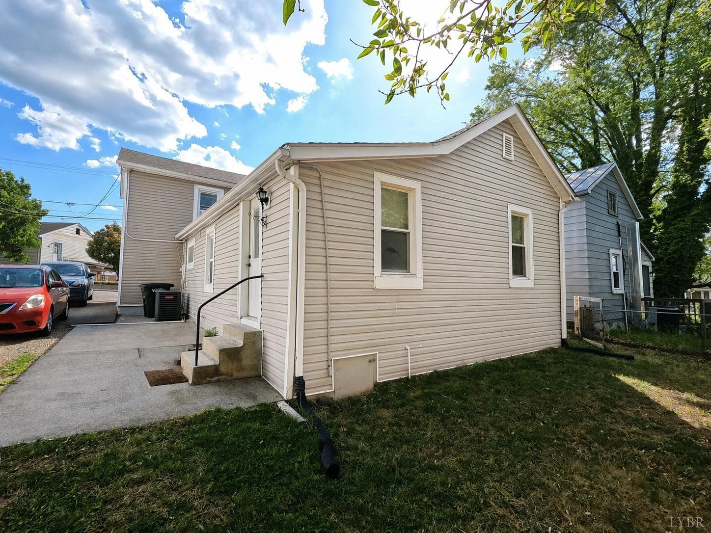 932 Bedford RD - Photo 11