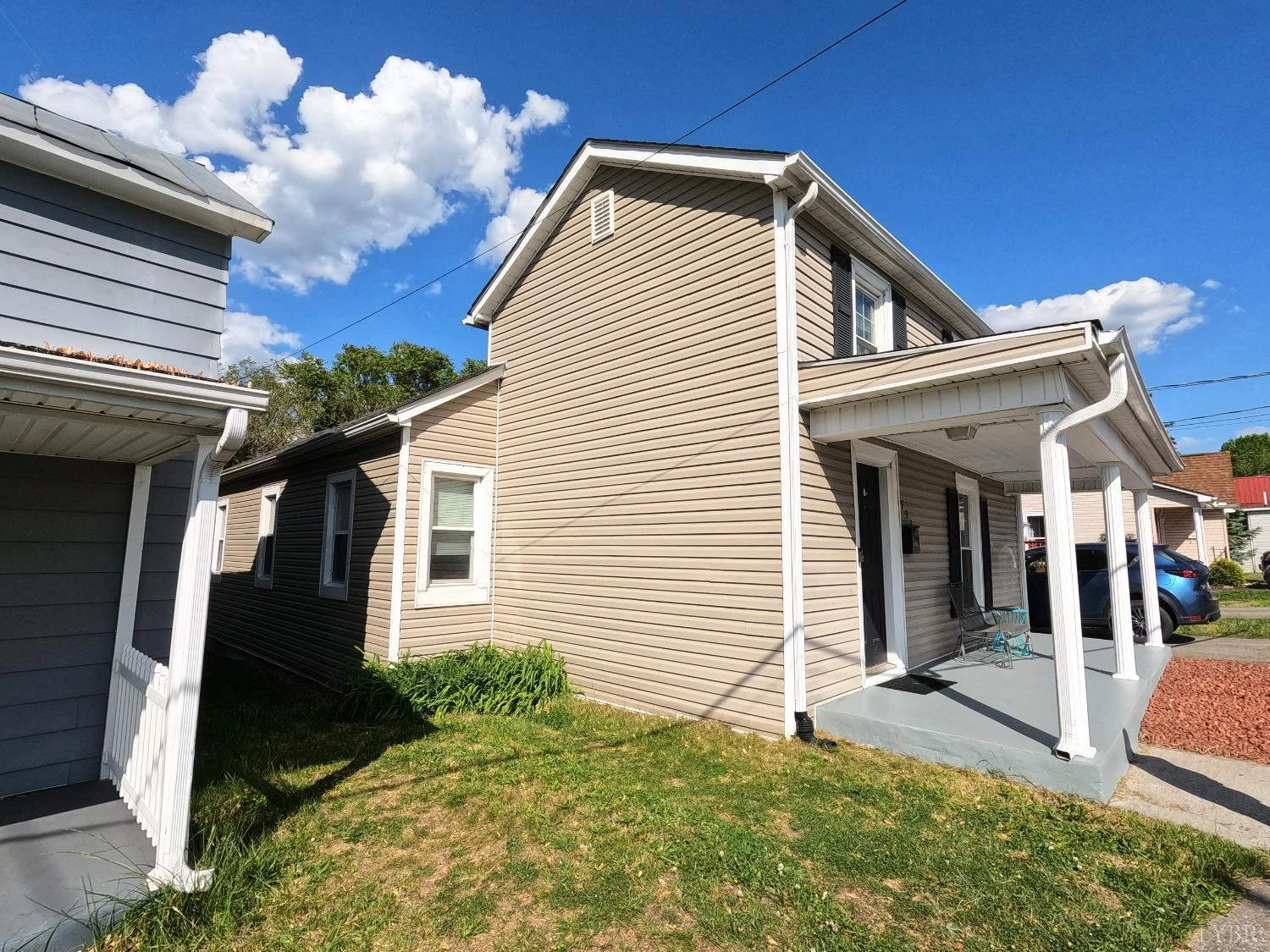 932 Bedford RD - Photo 2