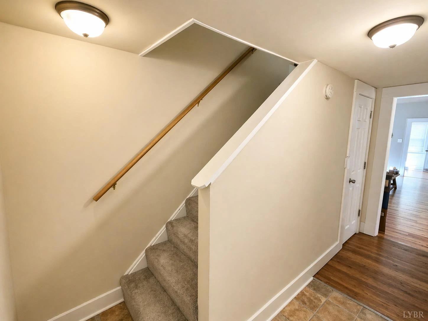 932 Bedford RD - Photo 4