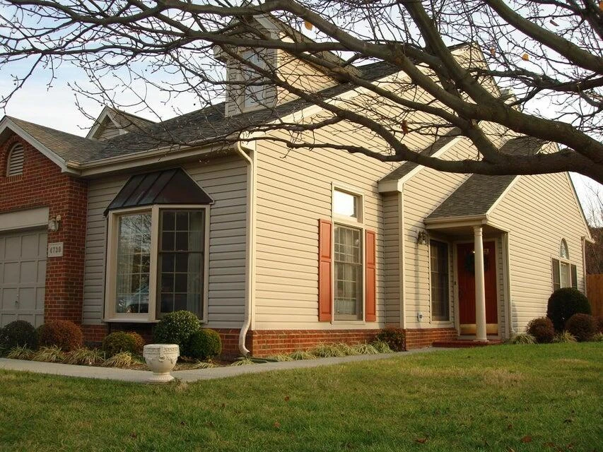 4730 Barclay SW