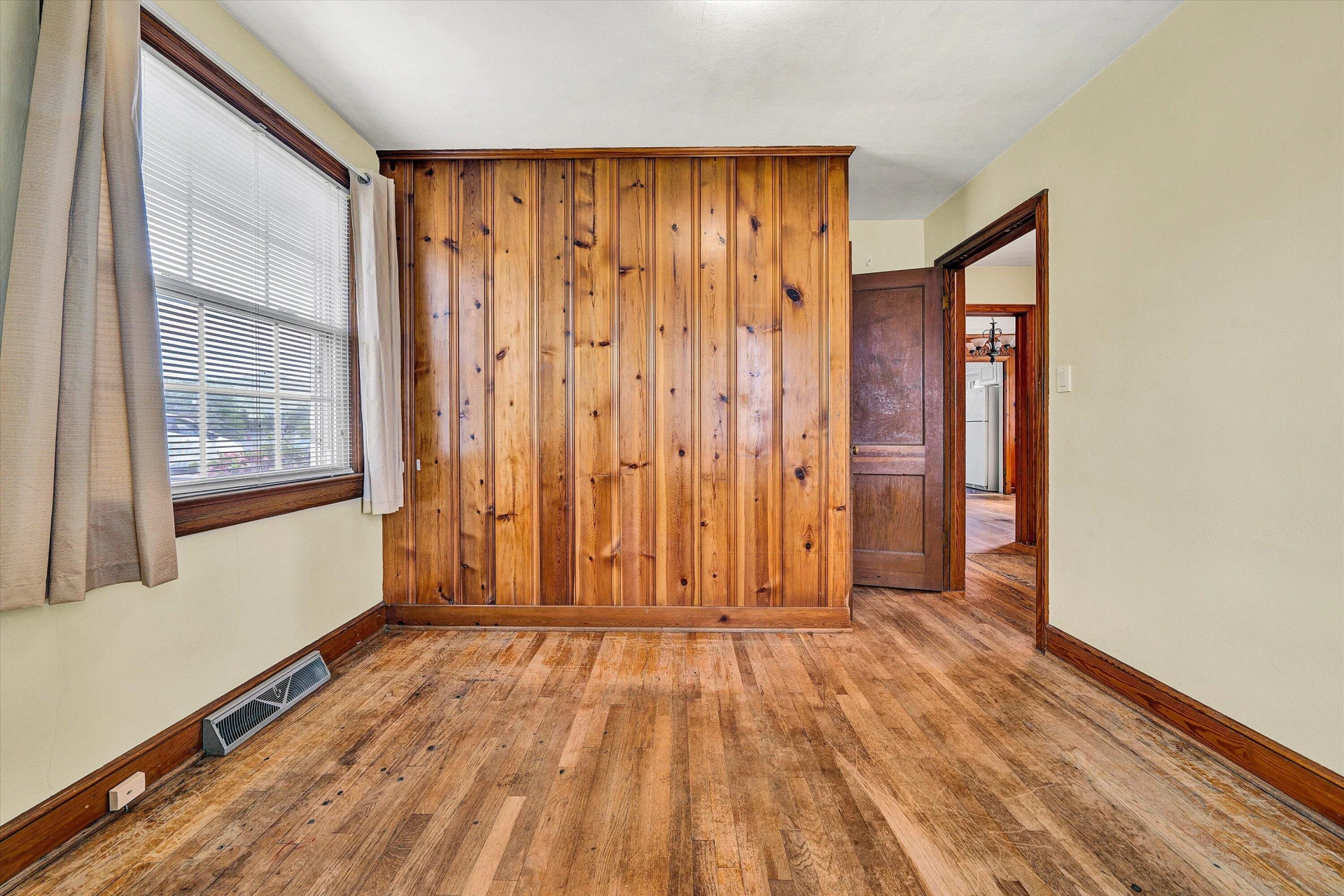 1223 Jeanette AVE - Photo 17