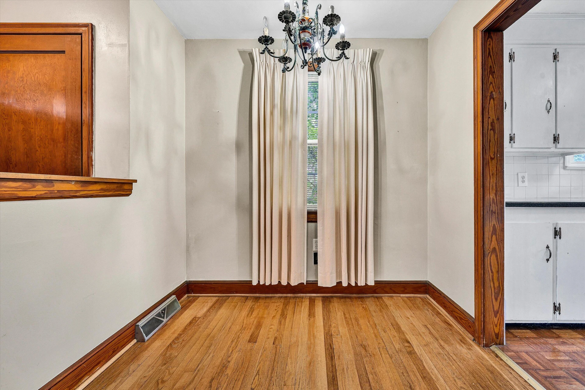 1223 Jeanette AVE - Photo 8
