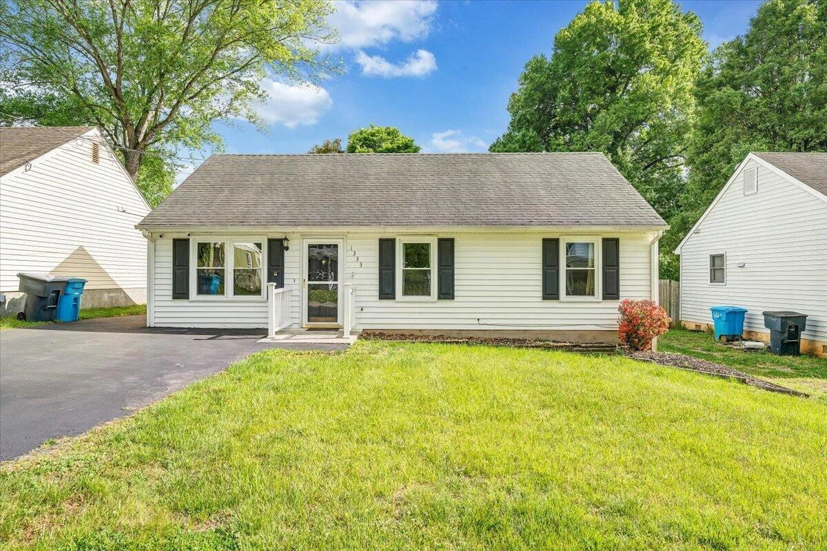 1333 Thomason RD SE - Photo 47
