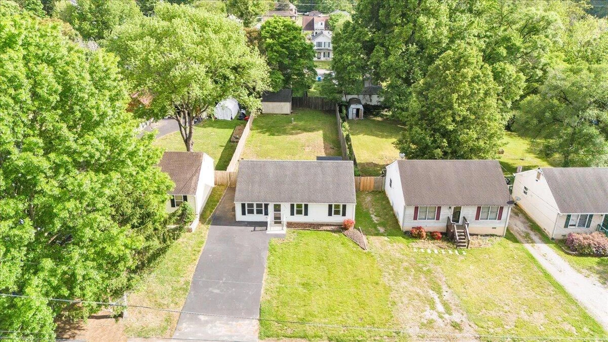 1333 Thomason RD SE - Photo 53