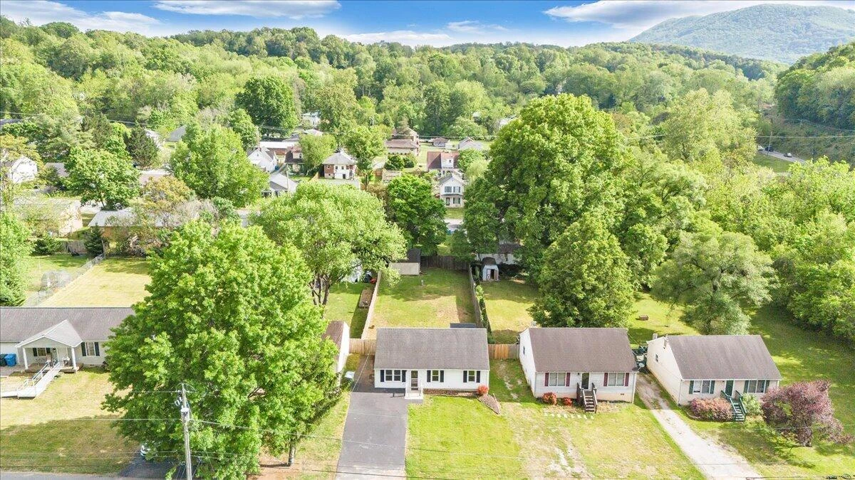 1333 Thomason RD SE - Photo 55