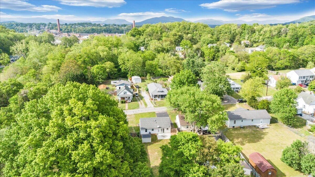 1333 Thomason RD SE - Photo 67