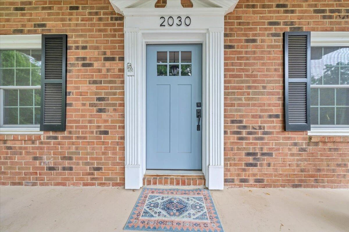 2030 Surrey LN NE - Photo 6