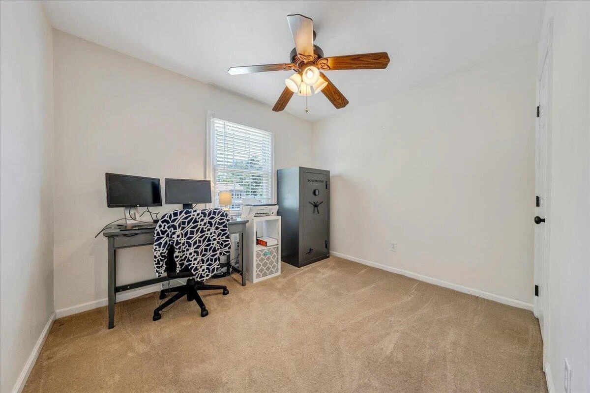 6339 Greenway DR - Photo 13