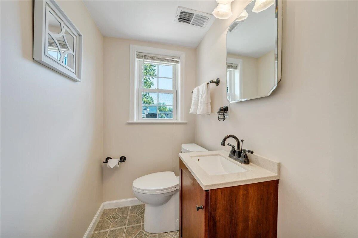 6339 Greenway DR - Photo 16