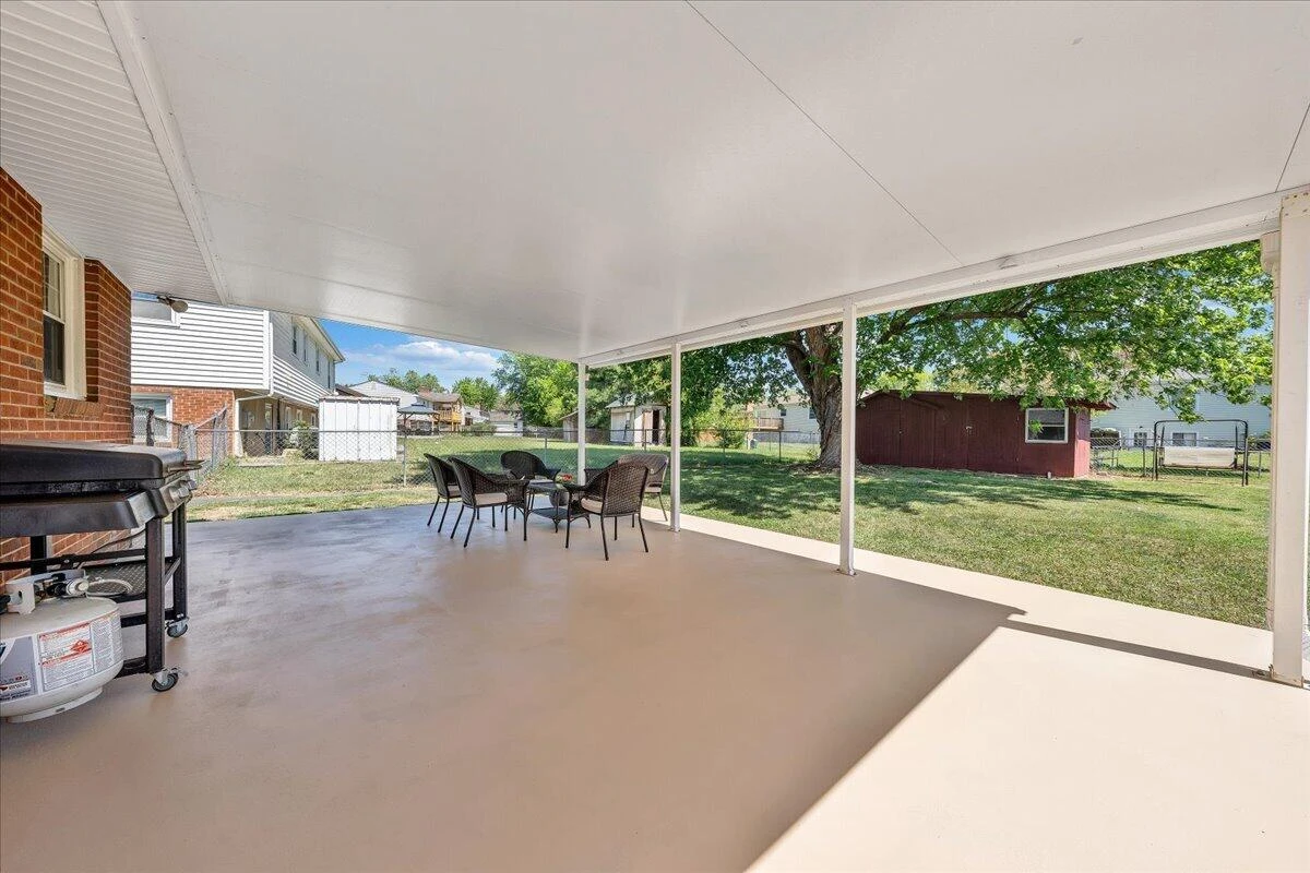 6339 Greenway DR - Photo 21