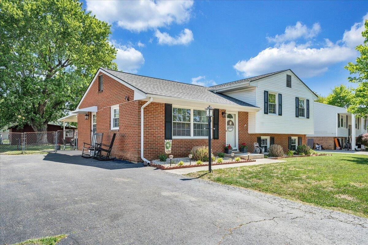 6339 Greenway DR - Photo 24