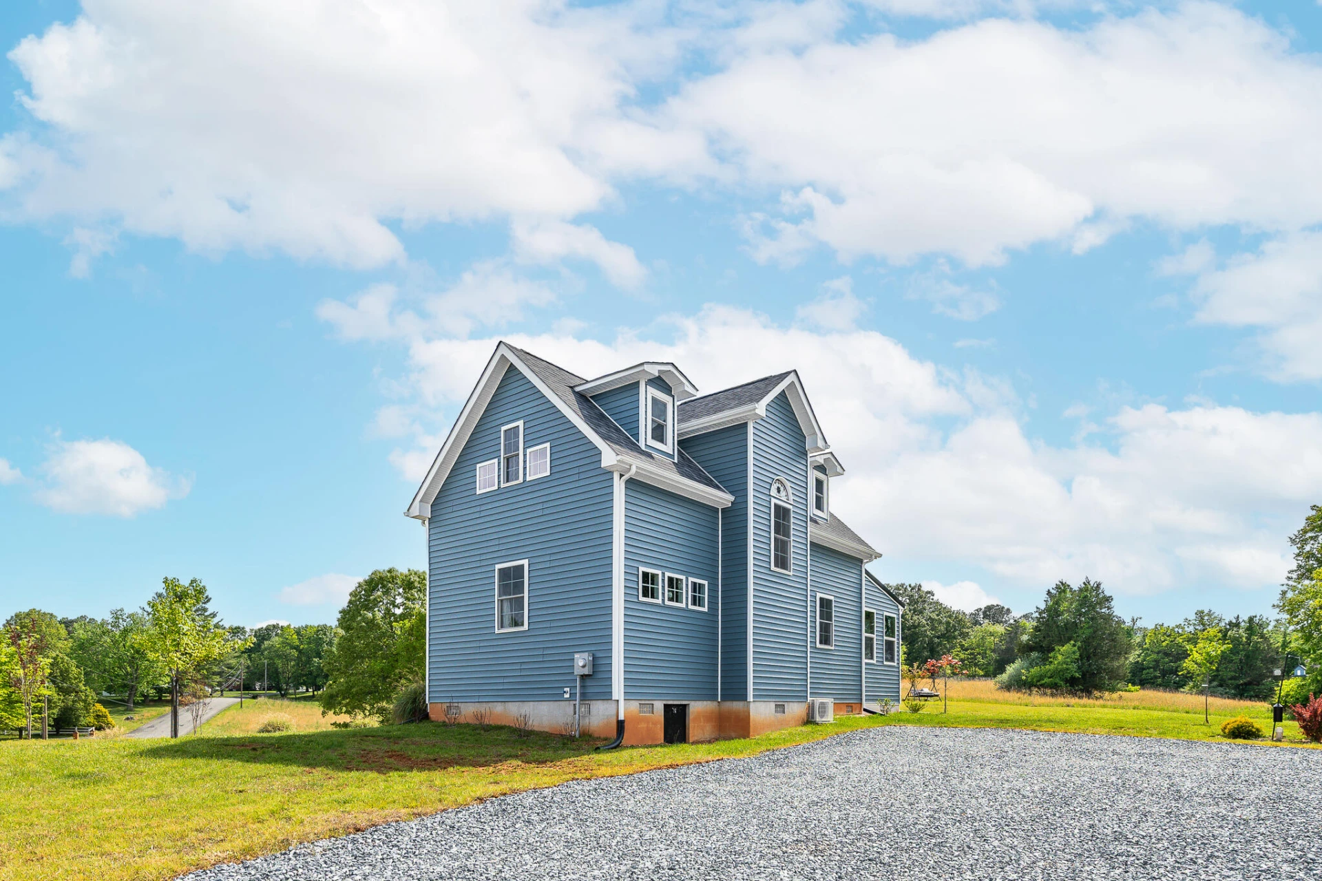 1589 Clearview RD - Photo 6