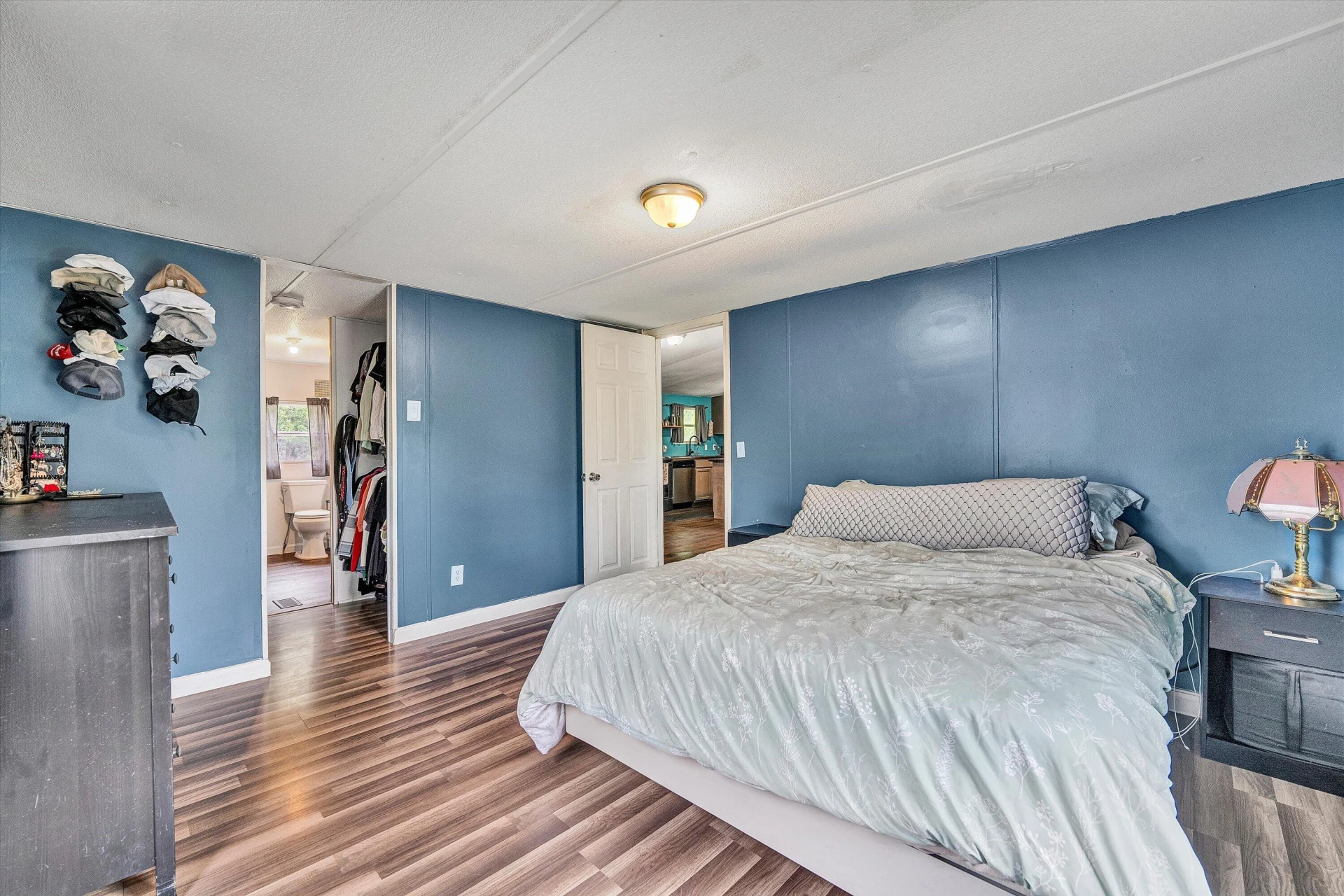 1181 Huntington DR - Photo 17