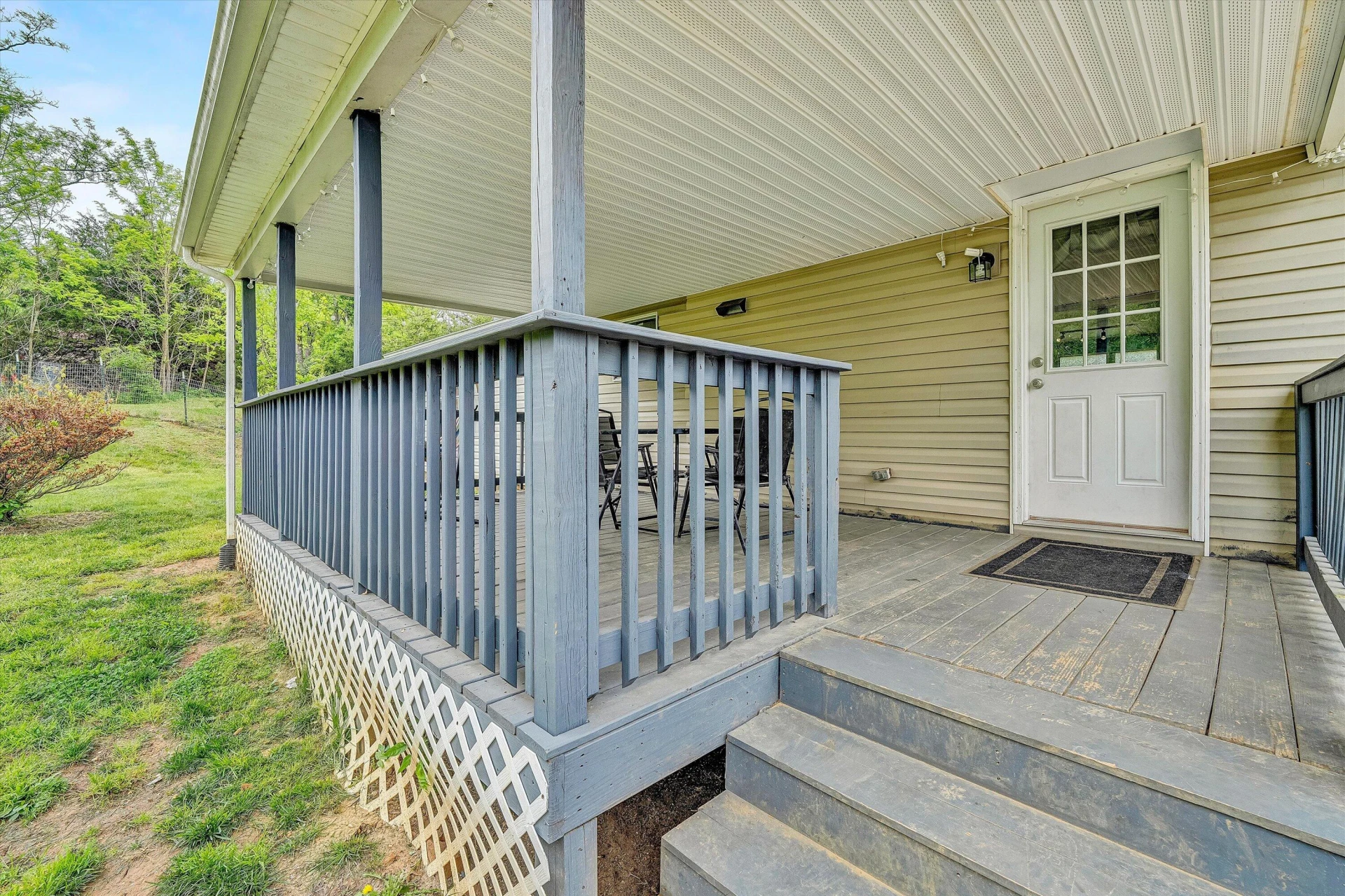 1181 Huntington DR - Photo 25