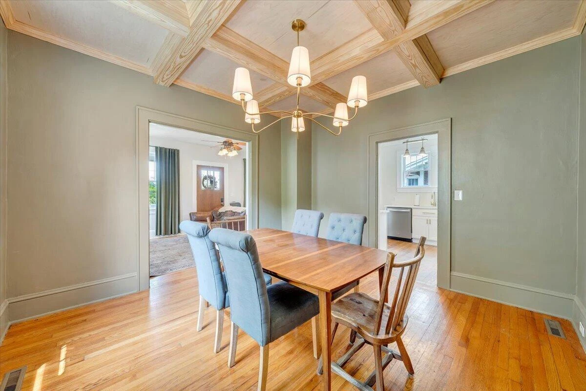 1142 Winona AVE SW - Photo 19