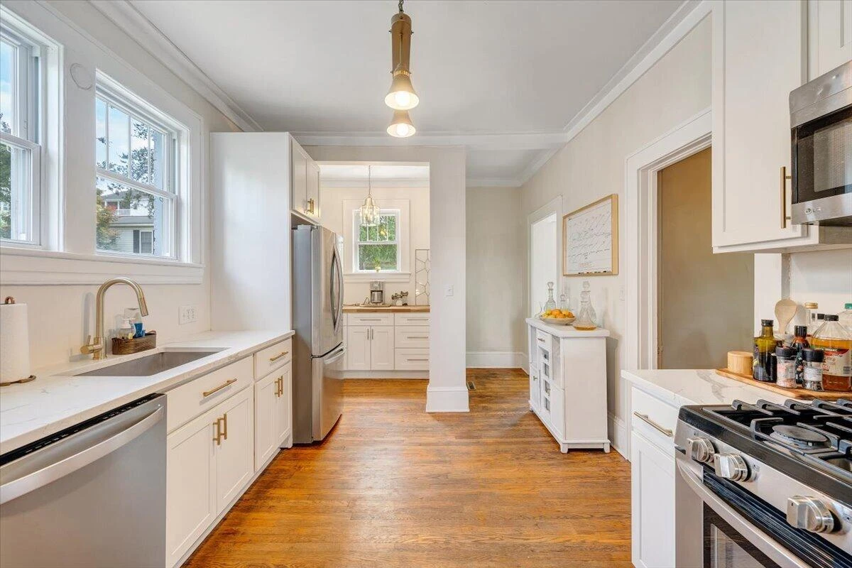 1142 Winona AVE SW - Photo 22
