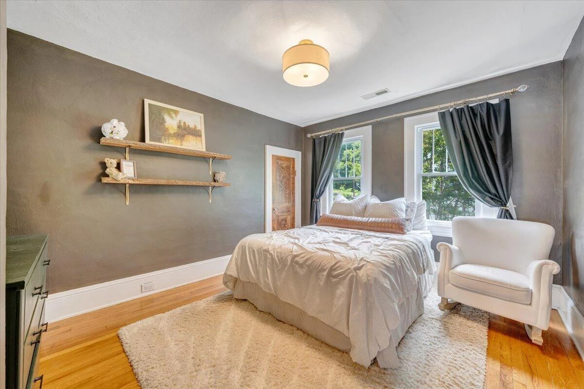 1142 Winona AVE SW - Photo 29